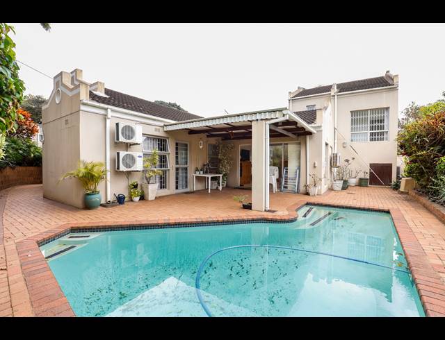 4 BEDROOM HOUSE FOR SALE IN SUNNINGDALE
